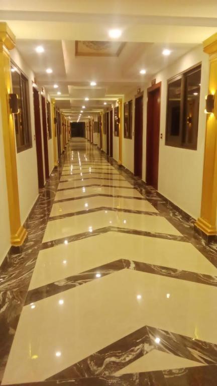 Royal Galaxy Hotel & Residence - Near Islamabad International Airport & Motorway Bagian luar foto