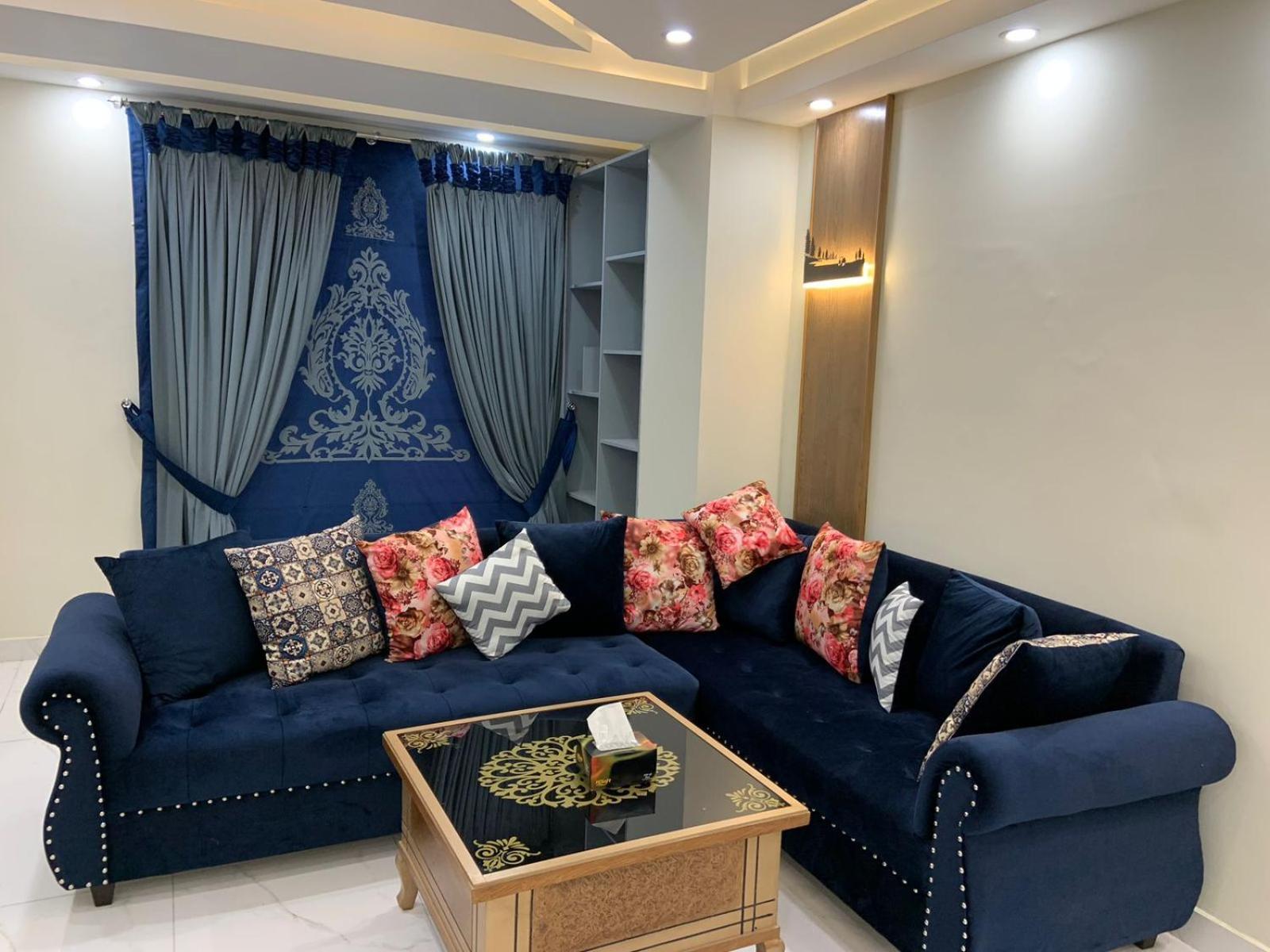 Royal Galaxy Hotel & Residence - Near Islamabad International Airport & Motorway Bagian luar foto